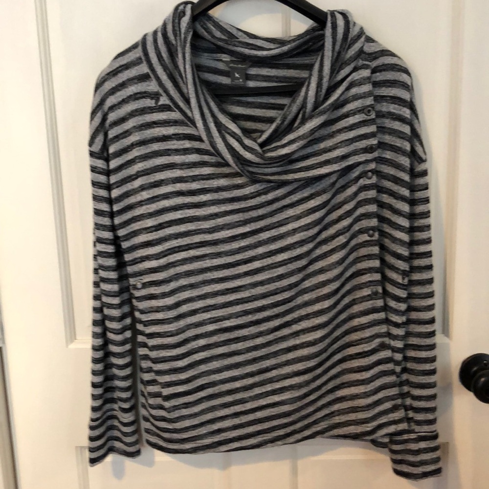 Eddie Bauer 7 Days 7 Ways Cardigan